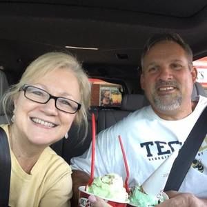 Meet your Posher, Myra